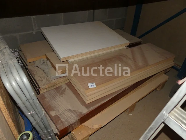 Saldo van panelen en houtresten (grote hoeveelheid) - afbeelding 11 van  17