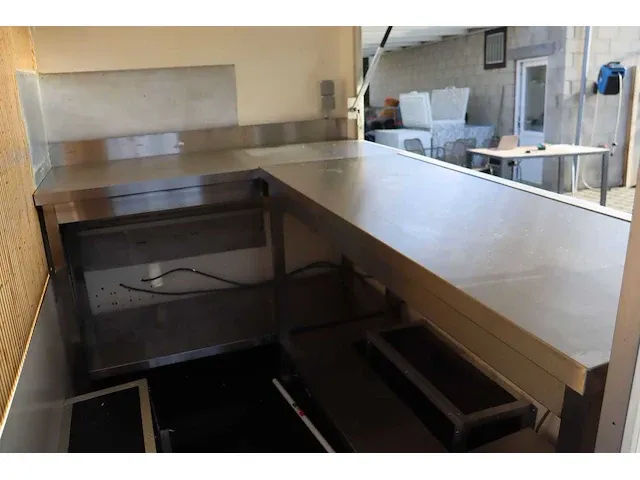 Sallas foodtruck aanhangwagen - afbeelding 5 van  8