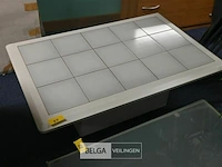 Salontafel met tegelpatroon - afbeelding 1 van  2