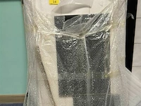 Salontafel met tegels zwart