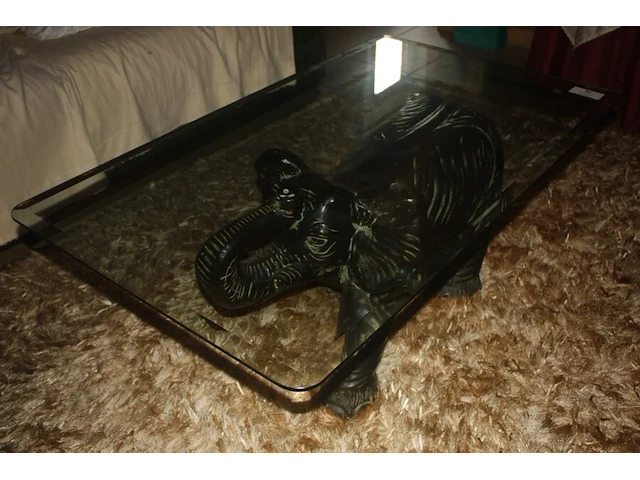 Salontafel "olifant" met glazen blad afm. 64x110 cm - afbeelding 4 van  5