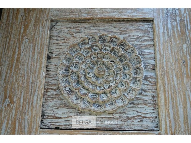 Salontafeltje in uitgesneden houtwerk - afbeelding 3 van  4