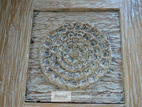 Salontafeltje in uitgesneden houtwerk - afbeelding 3 van  4