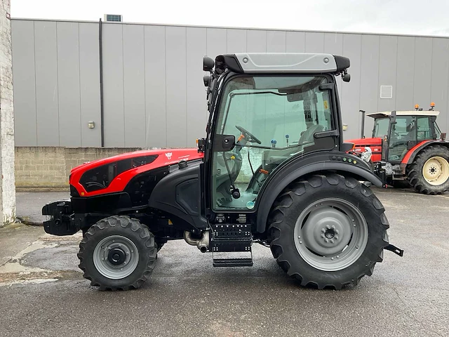Same frutteto s95 smalspoor- en compacttractor - afbeelding 2 van  27