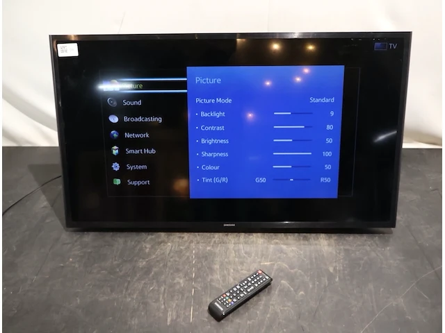 Samsung 40 inch tv - afbeelding 1 van  7