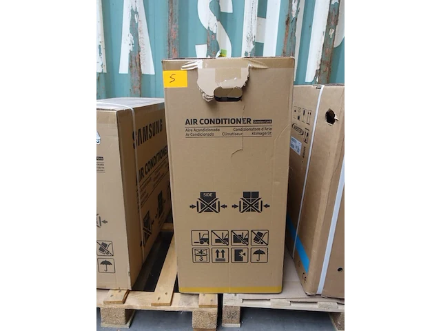 Samsung airco outdoor unit - afbeelding 1 van  3
