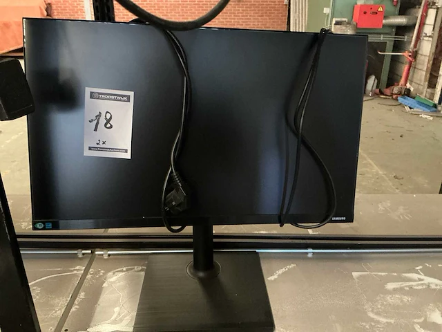 Samsung en iilyama diverse pc-monitoren (2x) - afbeelding 3 van  3