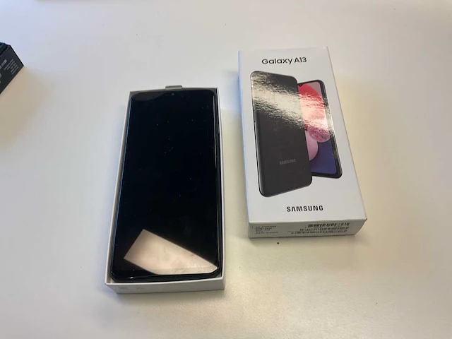 Samsung galaxy a13 smartphone - afbeelding 1 van  4