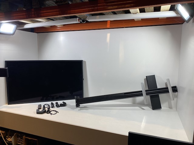 Samsung smart signage display om55n 55" met voet - afbeelding 2 van  7