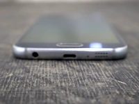 Samsung smartphone - afbeelding 3 van  3
