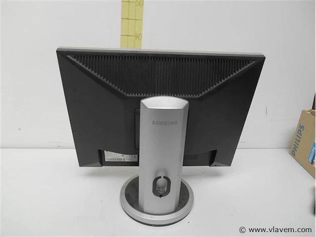 Samsung syncmaster 203b - afbeelding 2 van  2