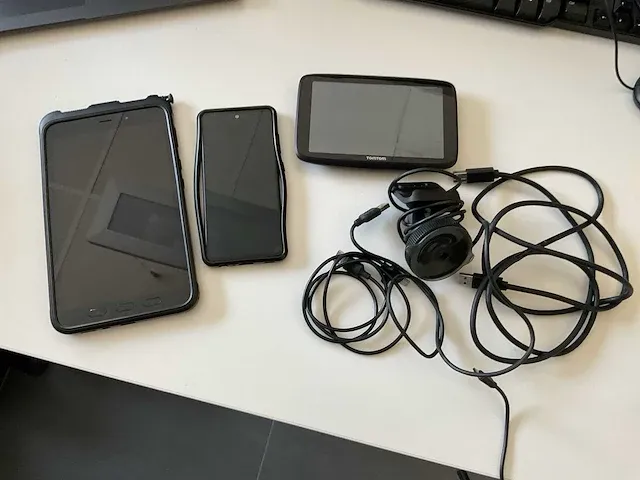 Samsung tablet - afbeelding 1 van  6