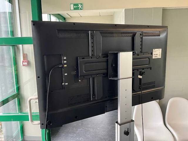 Samsung ue48h5000 televisie op staander - afbeelding 4 van  7