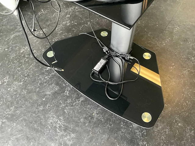 Samsung ue48h5000 televisie op staander - afbeelding 7 van  7