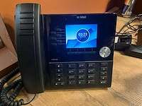 Samsung/benq monitoren (6x) + telefoons mitel (3x) - afbeelding 6 van  16
