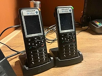 Samsung/benq monitoren (6x) + telefoons mitel (3x) - afbeelding 8 van  16