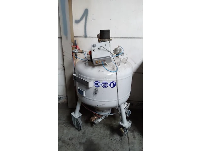 Sandblasting container straaltechniek +system - afbeelding 6 van  18
