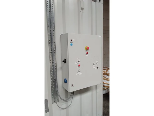 Sandblasting container straaltechniek +system - afbeelding 14 van  18