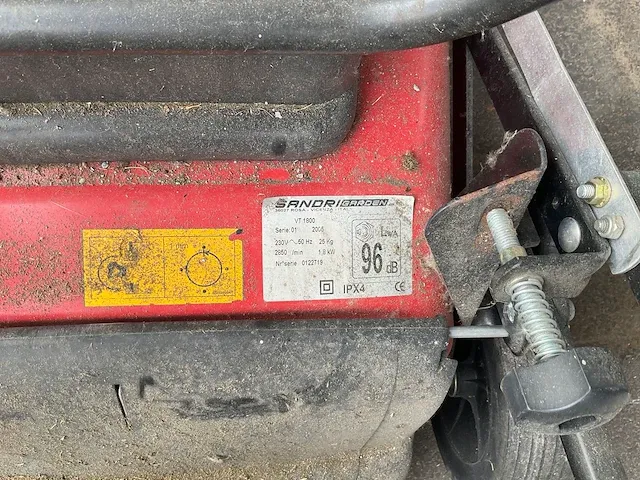 Sandrigarden vt 1800 verticuteermachine - afbeelding 3 van  4
