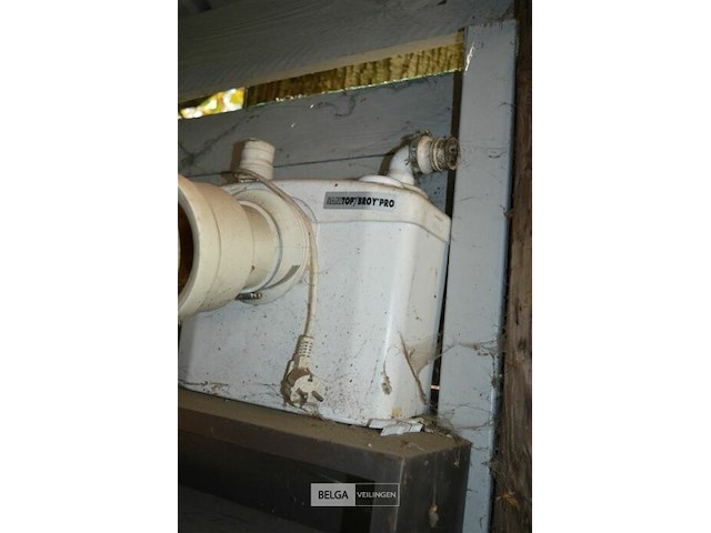 Sanibroyeur toiletvergruizer - afbeelding 3 van  3