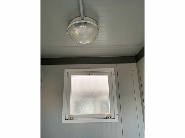 Sanitair container 2,4 x 2,4 m - afbeelding 13 van  18