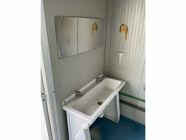 Sanitair container 2,4 x 2,4 m - afbeelding 9 van  18