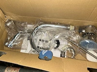 Sanitair en electriciteitstoebehoren - afbeelding 4 van  9