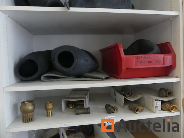 Sanitaire accessoires, zeepbakjes, bekerhouders, wc-rolhouders, douchegordijnen, etc. - afbeelding 2 van  17