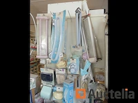 Sanitaire accessoires, zeepbakjes, bekerhouders, wc-rolhouders, douchegordijnen, etc. - afbeelding 11 van  17