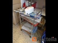 Sanitaire accessoires, zeepbakjes, bekerhouders, wc-rolhouders, douchegordijnen, etc. - afbeelding 12 van  17