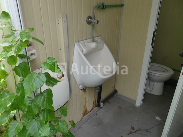 Sanitaire container - afbeelding 6 van  11