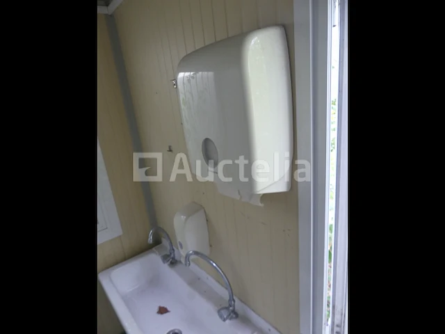 Sanitaire container - afbeelding 7 van  11