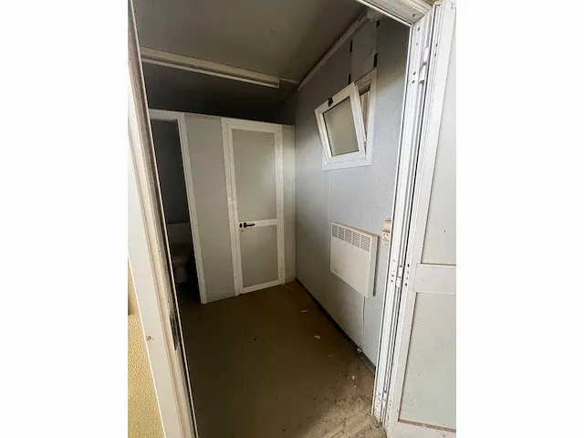 Sanitaire container - afbeelding 2 van  6