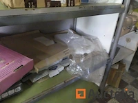 Sanitaire producten, toiletbrillen, spiegels, etc. - afbeelding 4 van  16