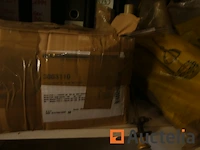 Sanitaire producten, toiletbrillen, spiegels, etc. - afbeelding 12 van  16