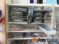 Sanitaire ruimtes waaronder; verbindingen, fittingen, mixers, pijpen, enz. - afbeelding 3 van  27