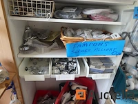 Sanitaire ruimtes waaronder; verbindingen, fittingen, mixers, pijpen, enz. - afbeelding 15 van  27