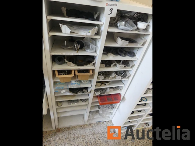 Sanitaire ruimtes waaronder; verbindingen, fittingen, mixers, pijpen, enz. - afbeelding 16 van  27