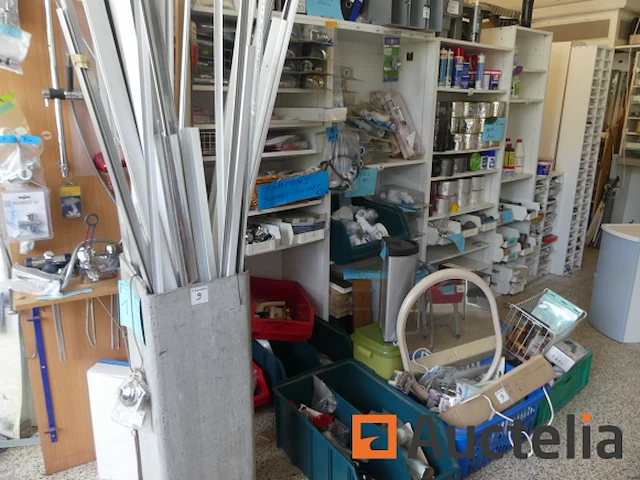 Sanitaire ruimtes waaronder; verbindingen, fittingen, mixers, pijpen, enz. - afbeelding 26 van  27