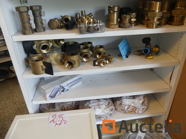 Sanitaire uitrusting + aanrechtblad, fittingen, pluggen, enz. - afbeelding 3 van  20