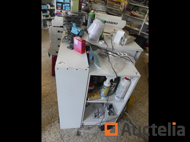 Sanitaire uitrusting + aanrechtblad, fittingen, pluggen, enz. - afbeelding 15 van  20
