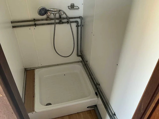 Sanitairunit 2wc/2douche - afbeelding 7 van  18
