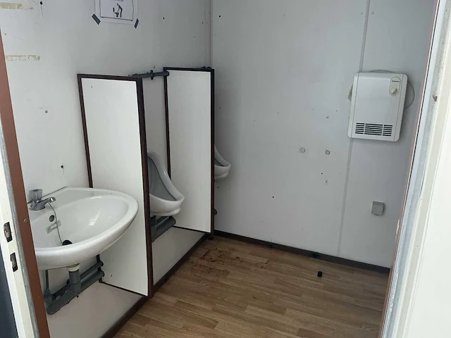 Sanitairunit 2wc/2douche - afbeelding 16 van  18