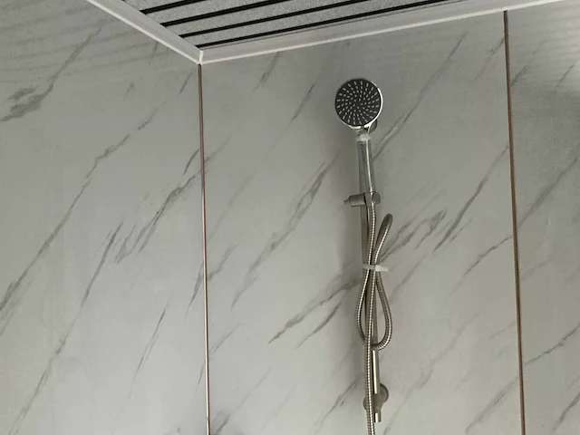Sanitairunit badkamer - afbeelding 10 van  14
