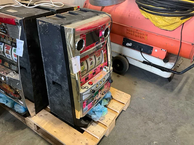 Sankyo type-a speelautomaat - afbeelding 3 van  8