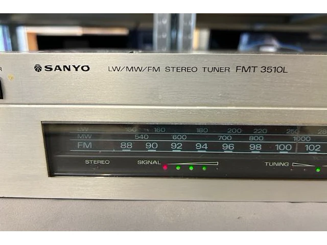 Sanyo sterio tuner - afbeelding 3 van  5