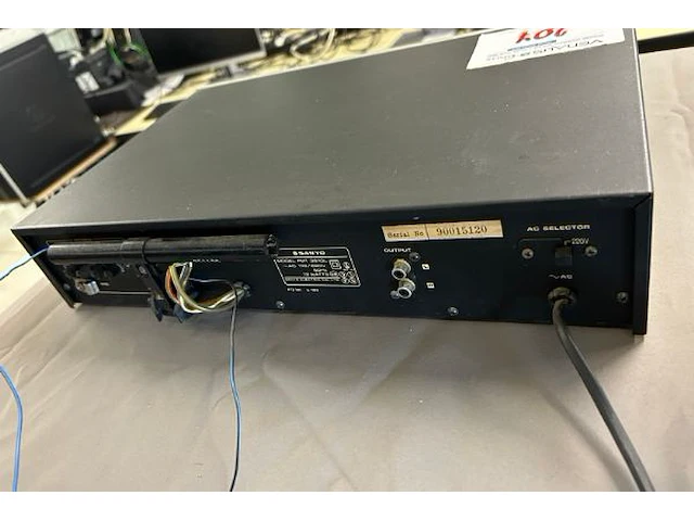 Sanyo sterio tuner - afbeelding 4 van  5