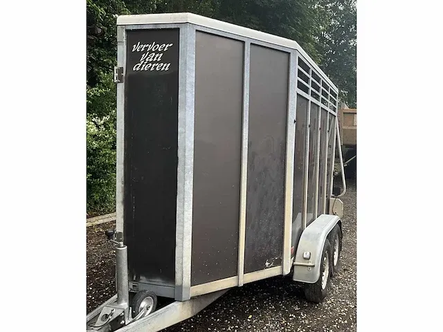 Saris f3020 veeaanhangwagen - afbeelding 1 van  33