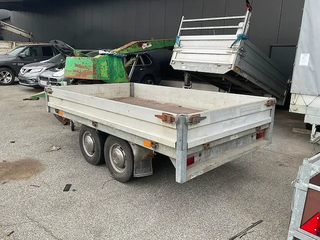 Saris p2000 aanhangwagen - afbeelding 2 van  5