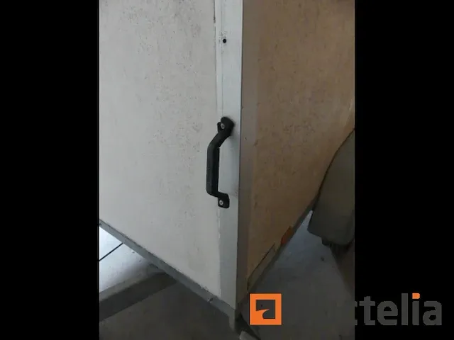 Saris sa2000a/fb3020 dubbelassige gesloten aanhanger - afbeelding 12 van  28
